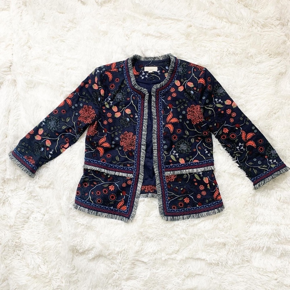 Navy floral pattern frayed edge blazer like new condition